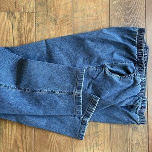 Allison Daley 14P jeans. Full elastic.